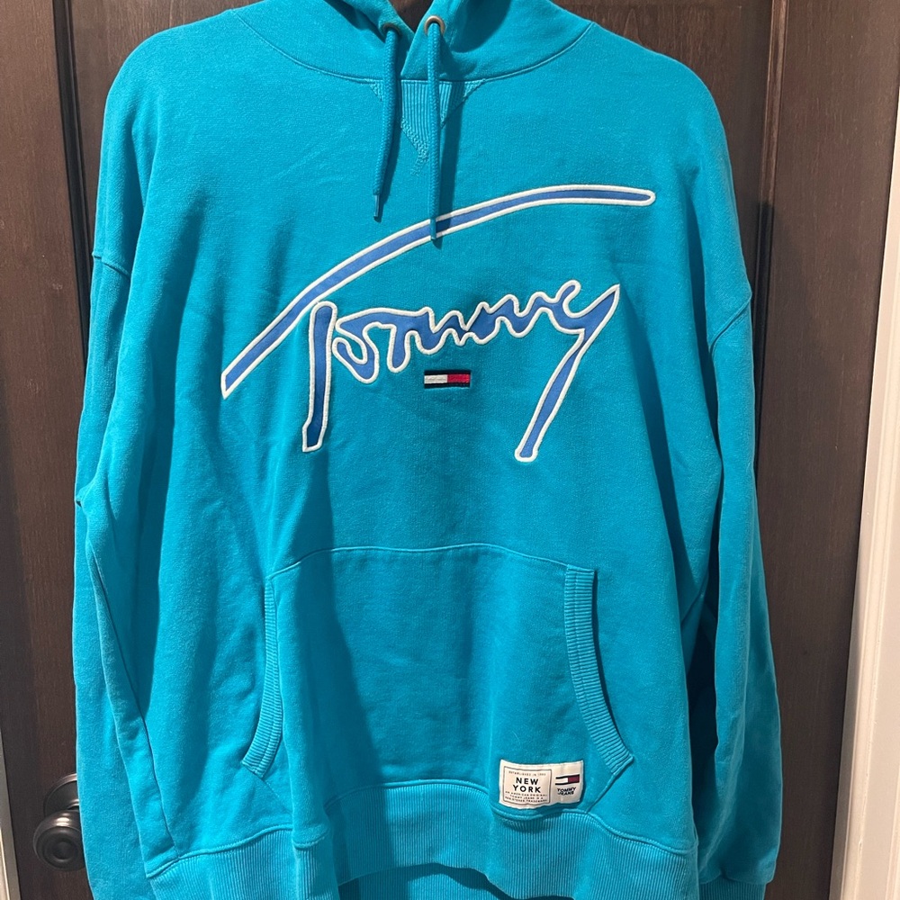 Tommy Hilfiger Blue Graphic Unisex Hoodie - Picture 3 of 8